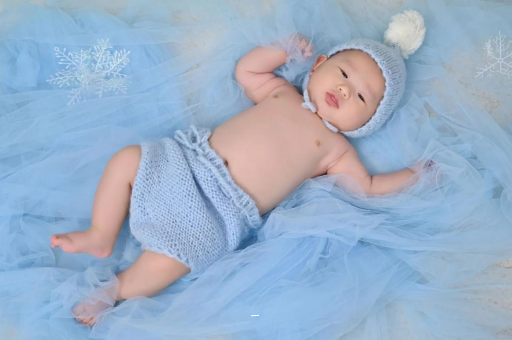 扶余摸孕妇肚子沾喜气